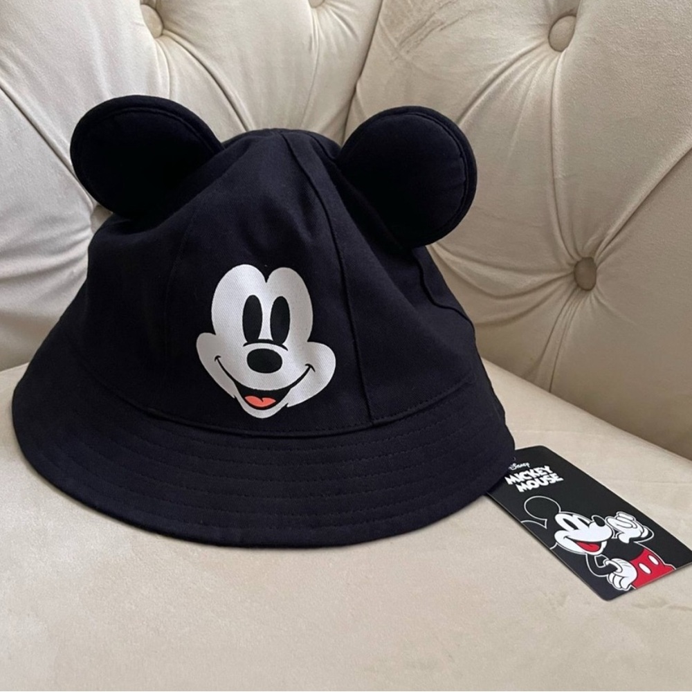 Disney Black Mickey Mouse Hat